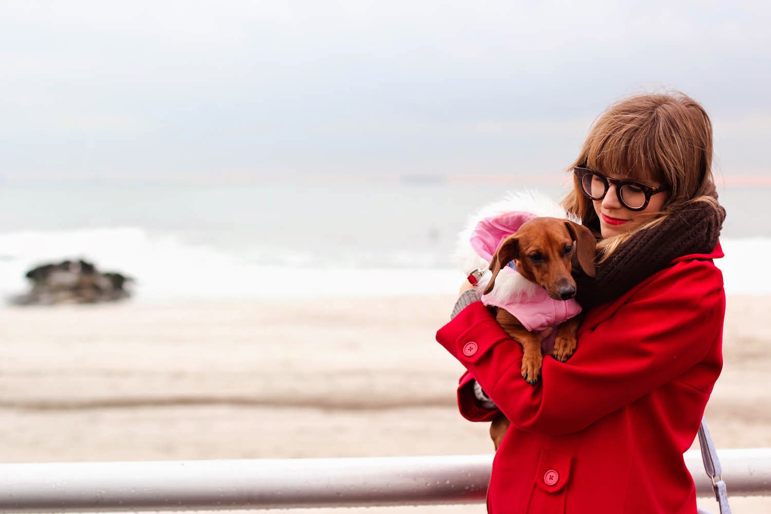 polette oversized round glasses, red winter coat, llama sweater, vintage brown boots, long beach boardwalk, nyc vintage blog, vintage fashion blog polette oversized round glasses, red winter coat, llama sweater, vintage brown boots, long beach boardwalk, nyc vintage blog, vintage fashion blog