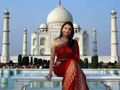 Aishwarya Rai at the Taj Mahal