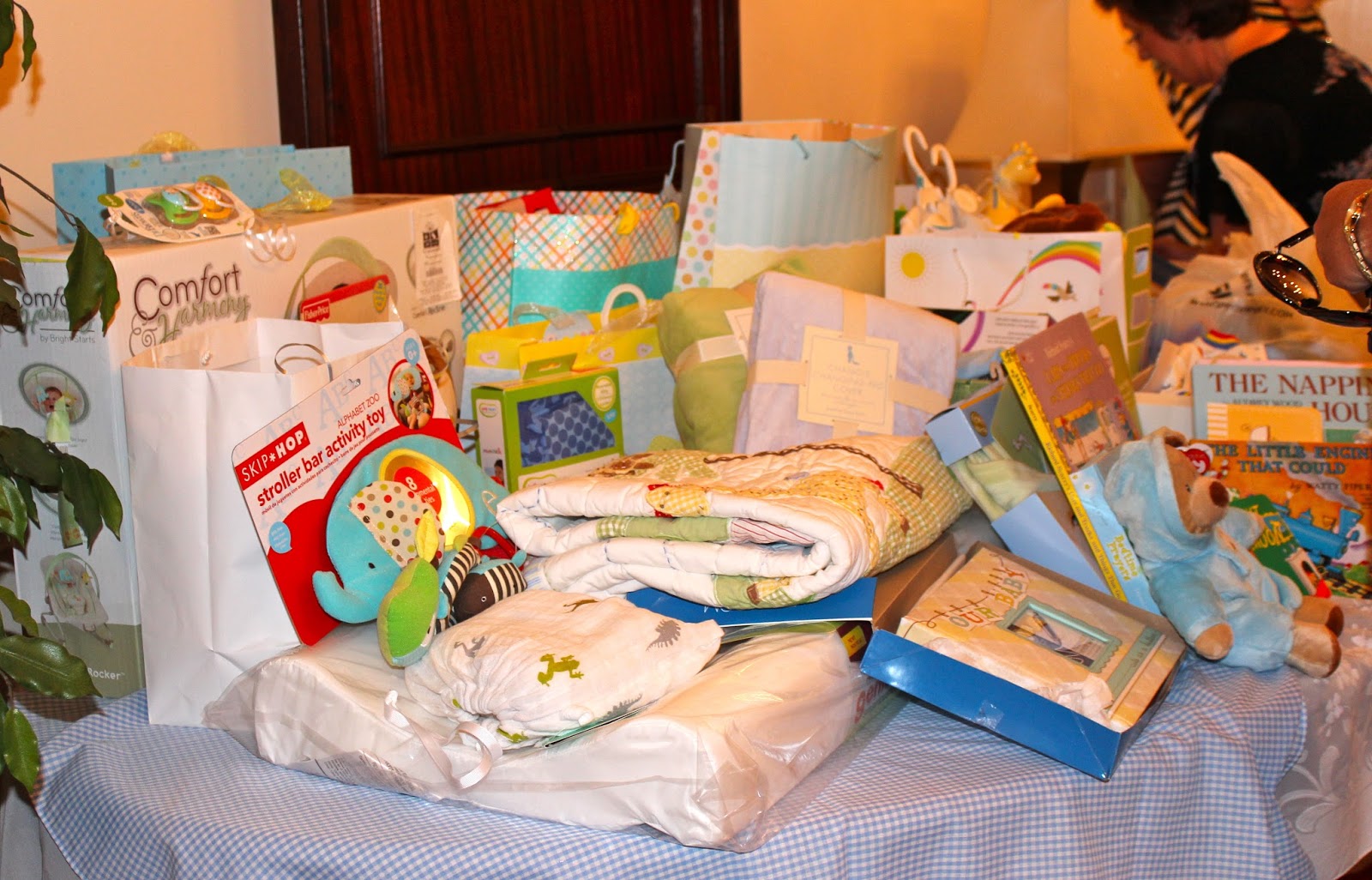 Hand Me Down Style: learning to host a baby shower