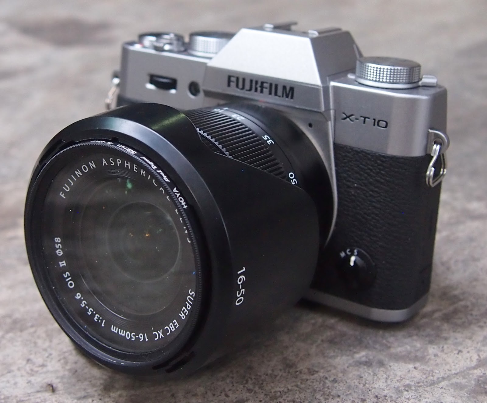 Jual Mirrorless FujiFilm XT10 + Lensa 1650mm Jual Beli Laptop Bekas
