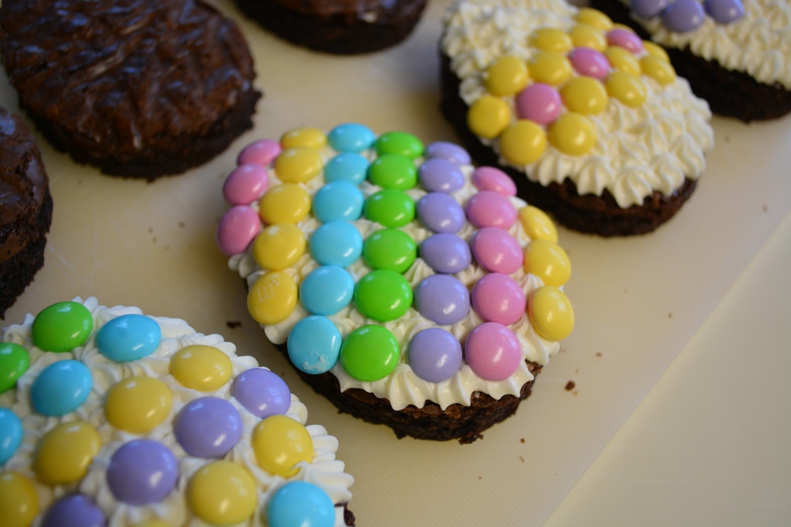 Classy Event Organizer Decorated Easter Egg Brownies