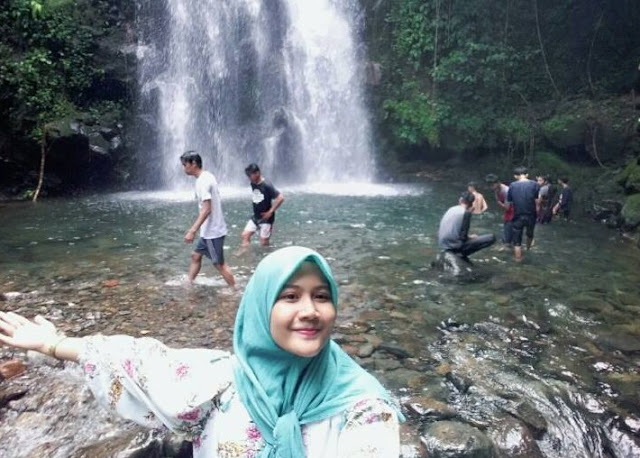 Curug Ciampea Dan Green Lagoon Di Bogor Yang Keren ...