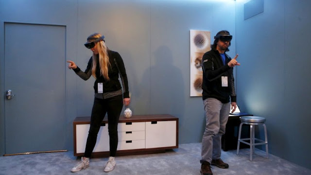 HoloLens 2 HoloLens 2