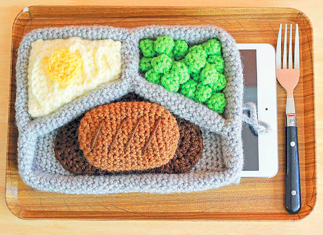 TV Dinner Tablet Cozy crochet pattern