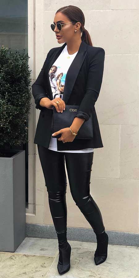 black blazer outfits | blazer casual blazer black | Casual blazer outfits are arguably the best work outfits. Find the best work blazer with these 25 womens blazer outfit ideas. Best blazer styles and blazer fashion via higiggle.com #blazer #workoutfits #fashion #style