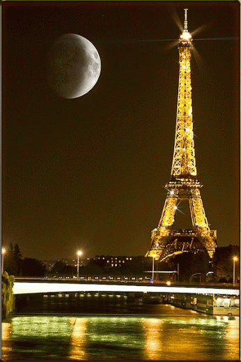  gif Luna llena en la torre Eiffel