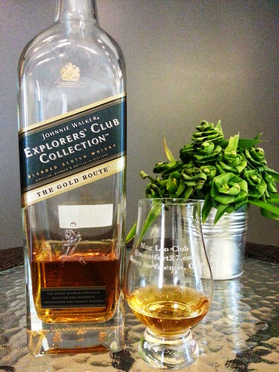เย็นย่ำก็ร่ำสุรา (แลงมาตอง): Johnnie Walker Explorers' Club the Gold ... เย็นย่ำก็ร่ำสุรา (แลงมาตอง): Johnnie Walker Explorers' Club The Gold ...