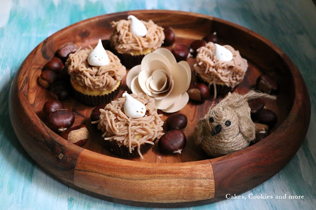 Marronicupcakes mit Meringue und Vermicelles