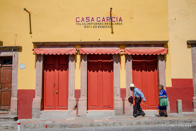 In San Miguel de Allende (Guanajuato, México), by Guillermo Aldaya / PhotoConversa