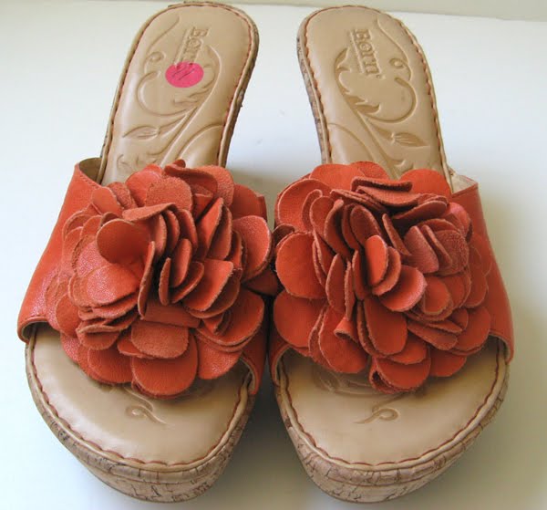 BORN FLOWER WEDGE SANDALS SIZE 11 LEATHER SANDALS SIZE 11