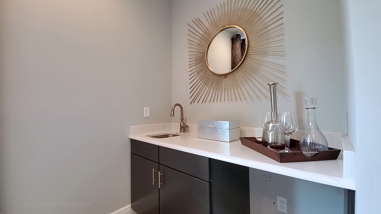 29 Photos vs. Winter Garden Model Tour | Tidewater Model w Bonus Room | Orlando Home Finders vs. Interior Design Tour