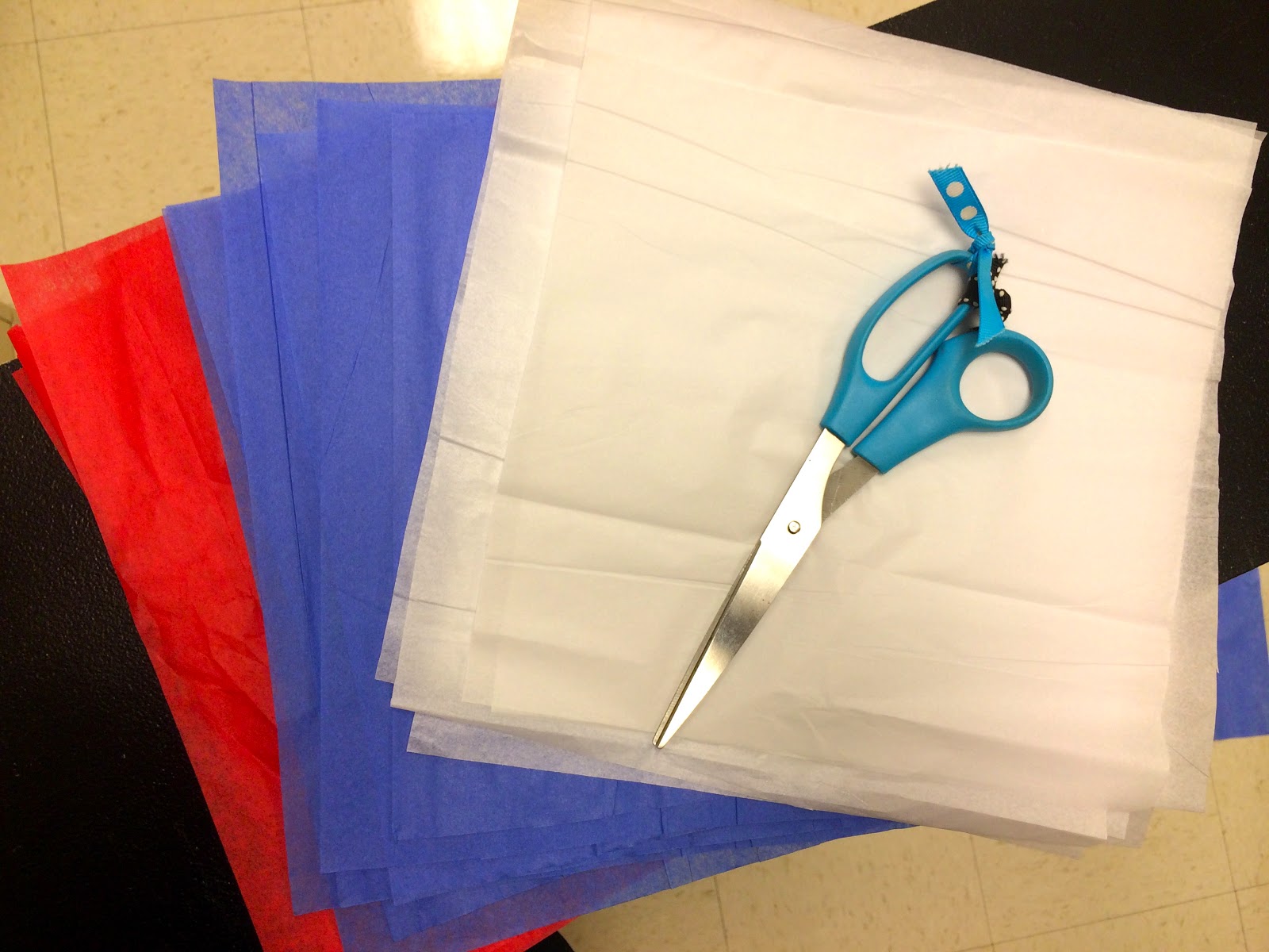 the ART of learning DIY//Tissue Paper Border