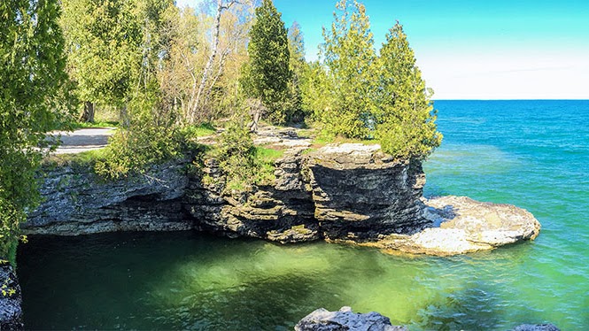 Cave Point County Park Map Hiking The Black Trail At Cave Point In Door County