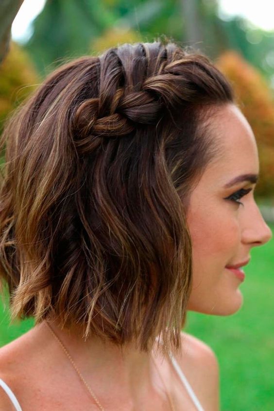 15 GORGEOUS AND EASY BEACH HAIRSTYLES TO ROCK THIS SUMMER