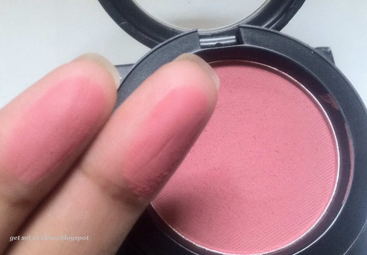 get set to shine MAC Blush In Desert Rose (swatch&review)