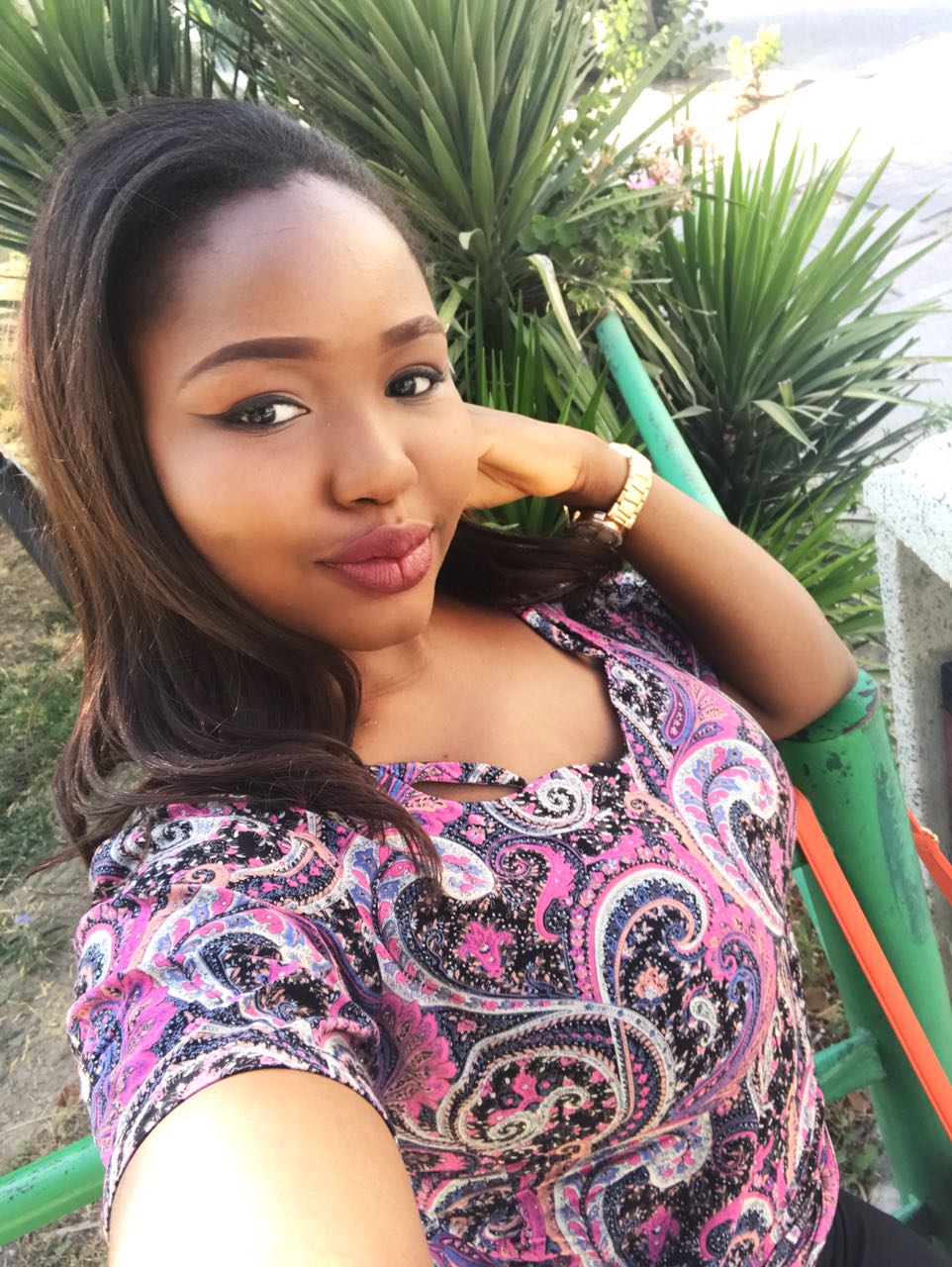 How To Edit Your Selfies Like a Pro How To Edit Your Selfies Like a Pro