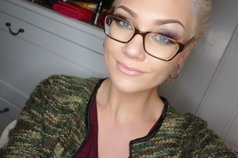 Makeup of the day Pretty Makeup with glasses