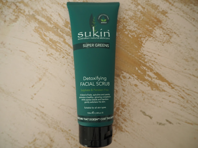 Sukin Super Greens Detoxifying Facial Scrub
