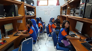 JELITA PULSA RELOAD - Tips Dan Cara Berkomunikasi Dengan Konsumen / Pelanggan JELITA PULSA RELOAD - Tips Dan Cara Berkomunikasi Dengan Konsumen / Pelanggan