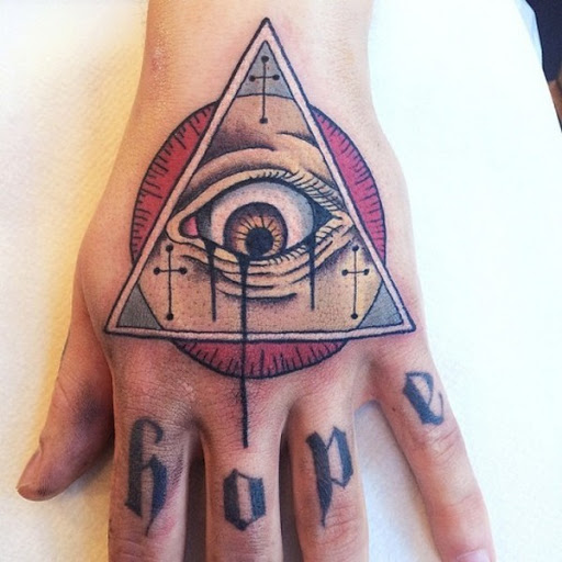 Illuminati mão da tatuagem