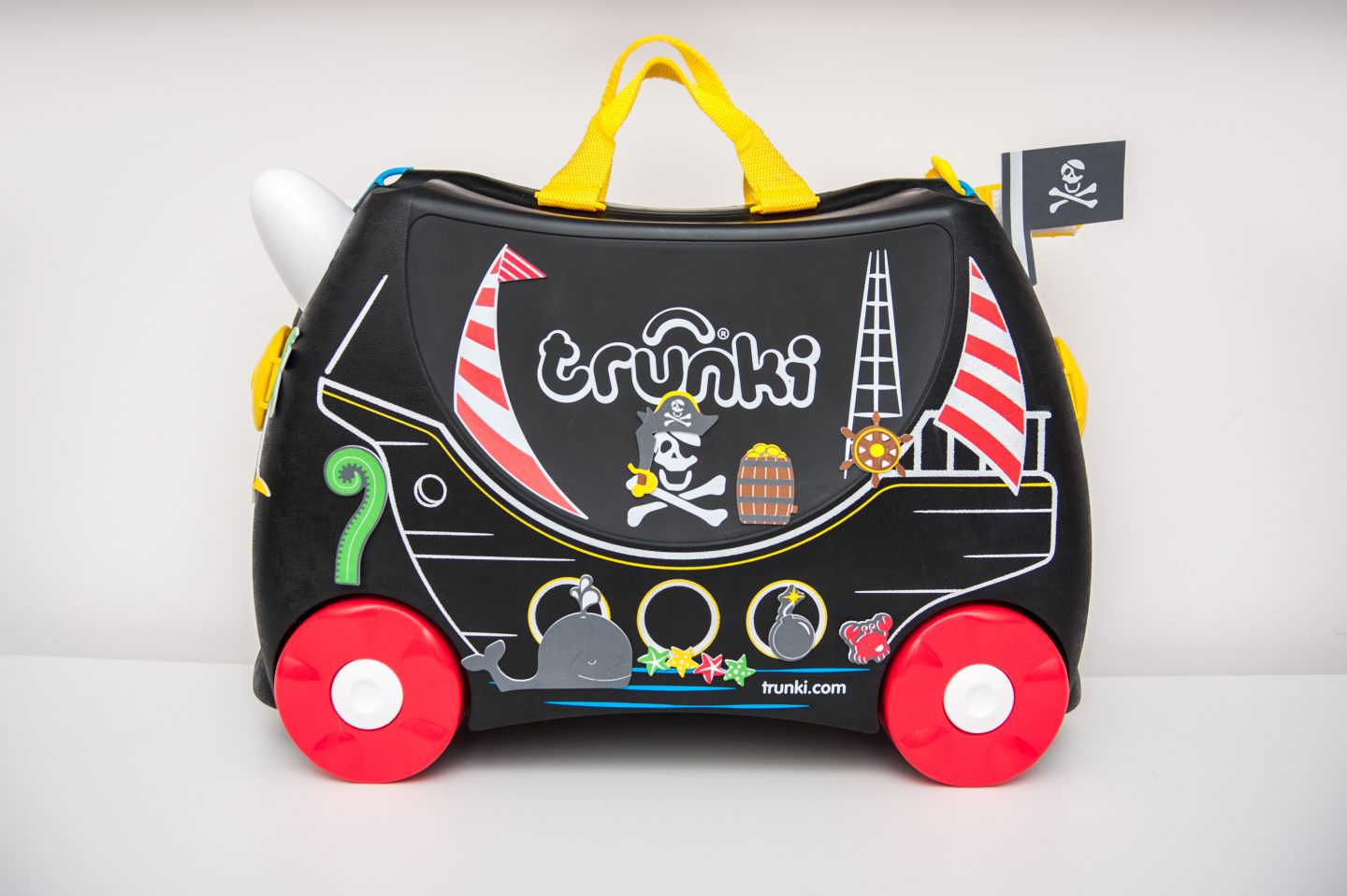trunki pirate suitcase