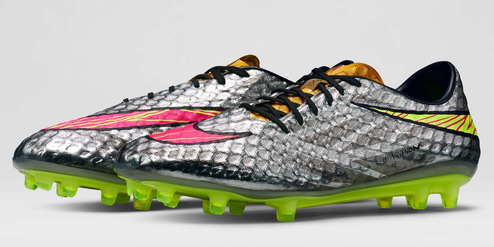 Silver Neymar Nike Hypervenom Boots Released - Liquid Diamond - Footy Headlines
