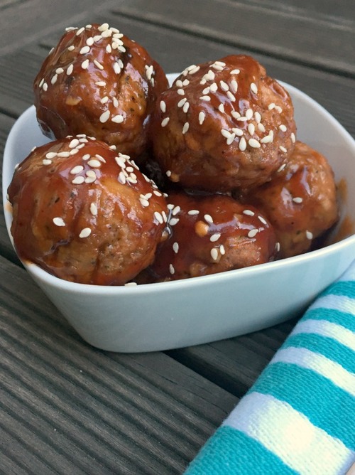 Most Popular Recipe of the Week // Honey Garlic Meatballs from The Avid Appetite #appetizer #turkey #meatballs #honeygarlic #recipe #SecretRecipeClub