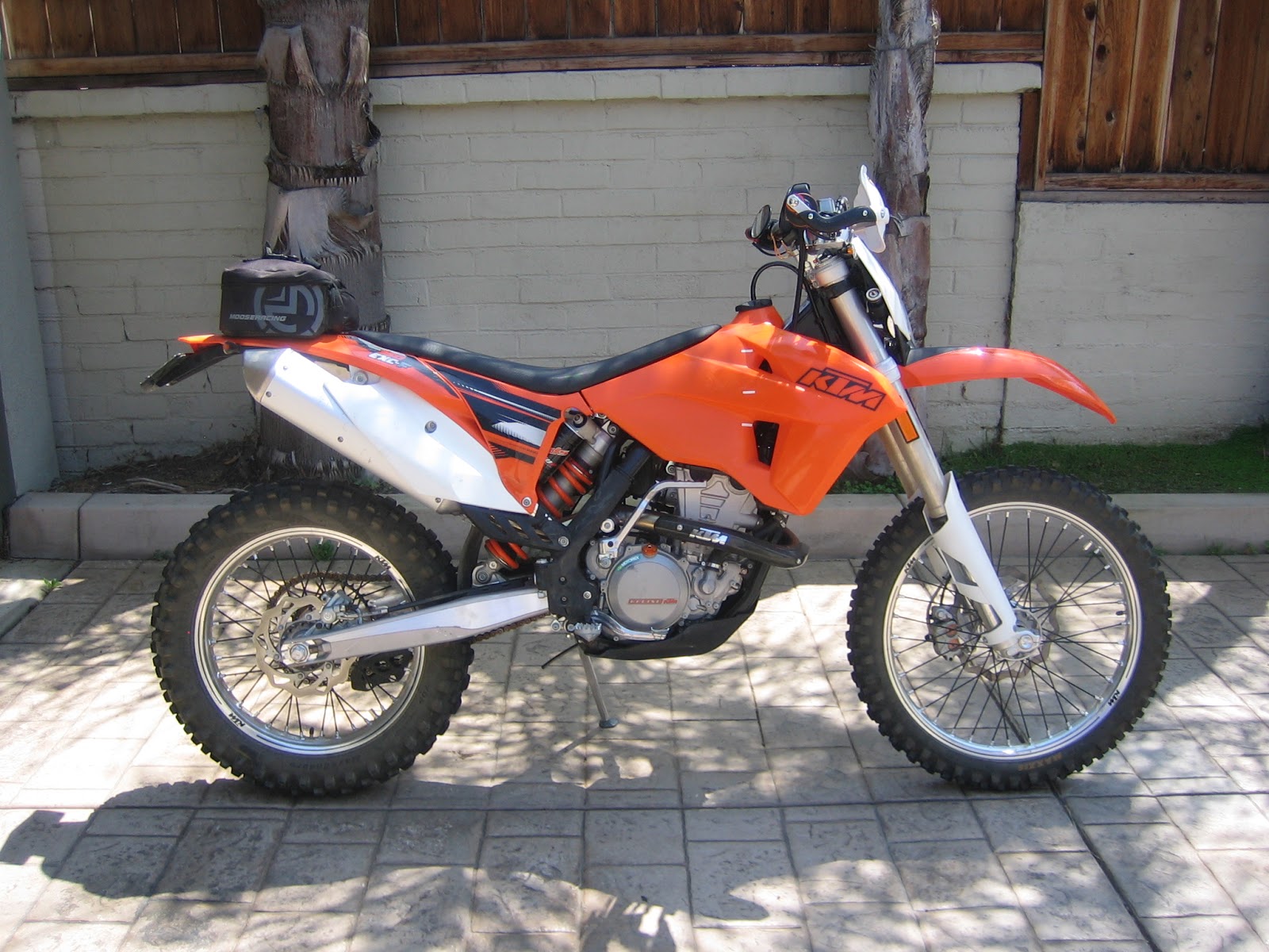Vintage Veloce™: Suspension Lowering: KTM 350 EXC-F