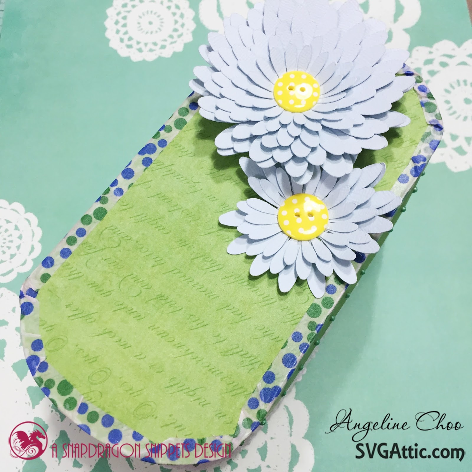 SVG Attic: Flower box with Angeline Choo #svgattic #scrappyscrappy #giftbox #flowers