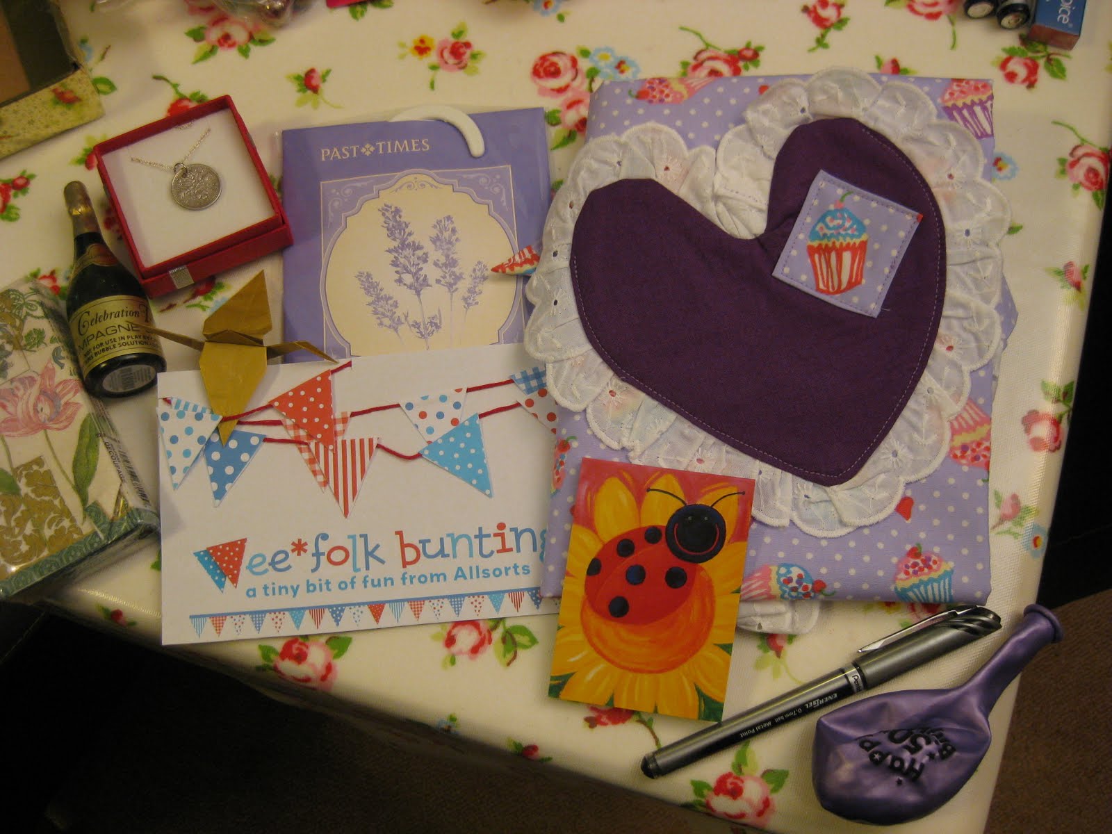 Crafty Conundrum 50 Small Things for a Special Friends