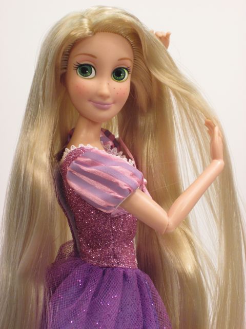Disney-Tangled-Rapunzel