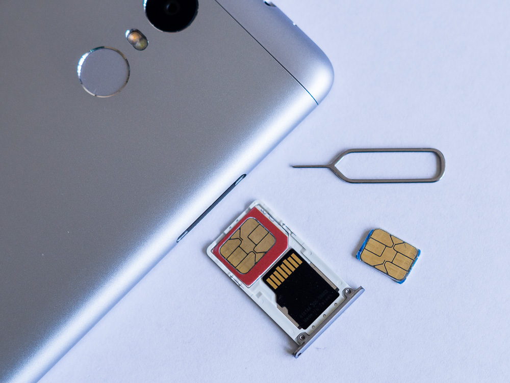 TRIK MENGGABUNGKAN MICRO SD DENGAN SIMCARD PADA SLOT KARTU XIAOMI REDMI