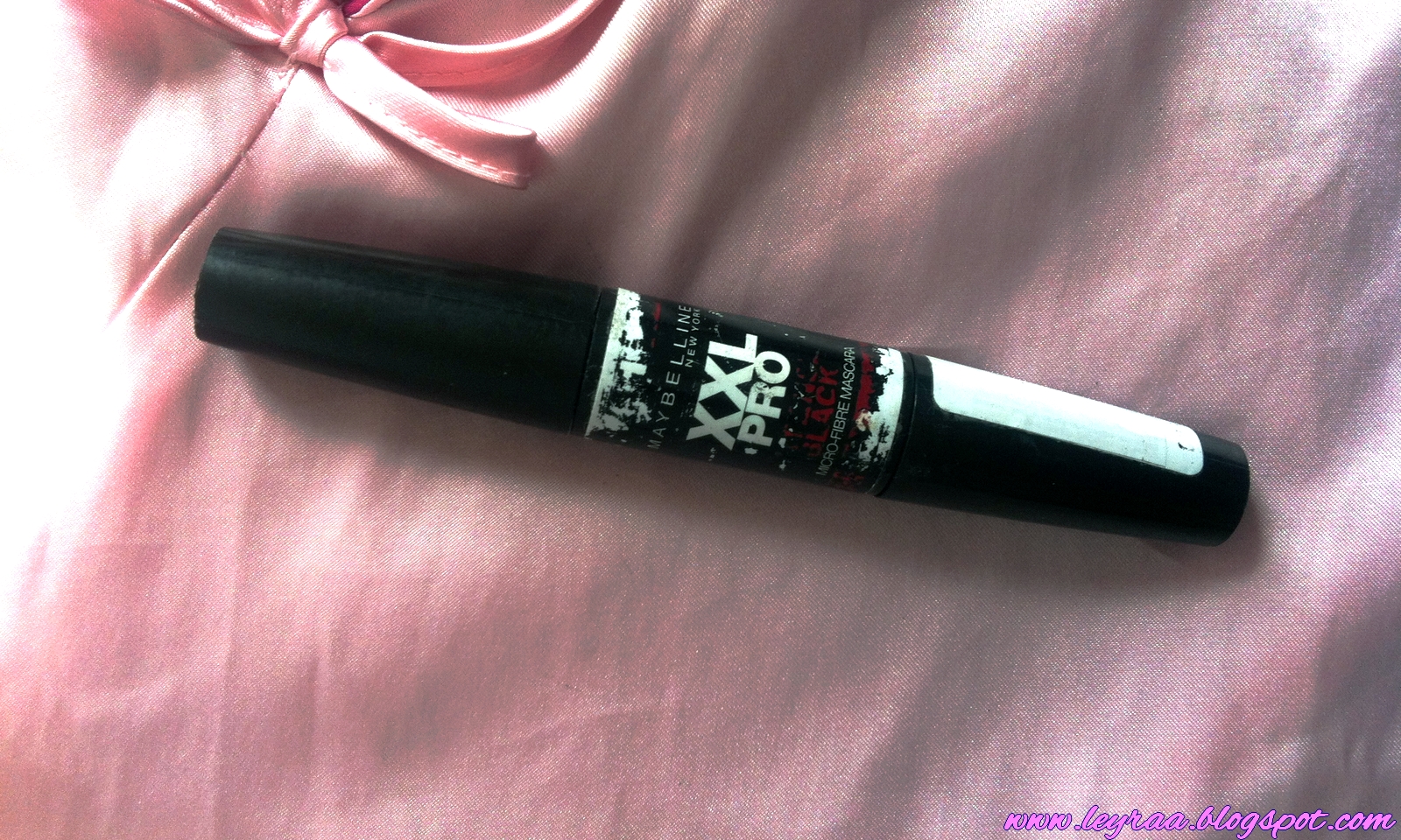 Maybelline, XXL Intense Mascara (tusz z bazą 2w1 wydłużający i