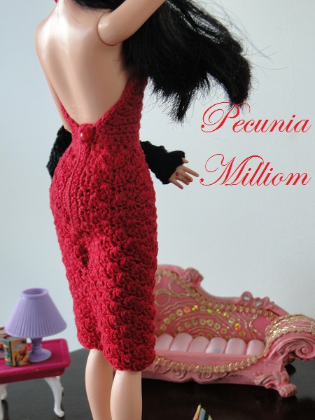 miniaturabarbieartesanatoemaispecuniamilliomcroche: Como Fazer Vestido de  Grávida Para Barbie Com Pecunia MillioM