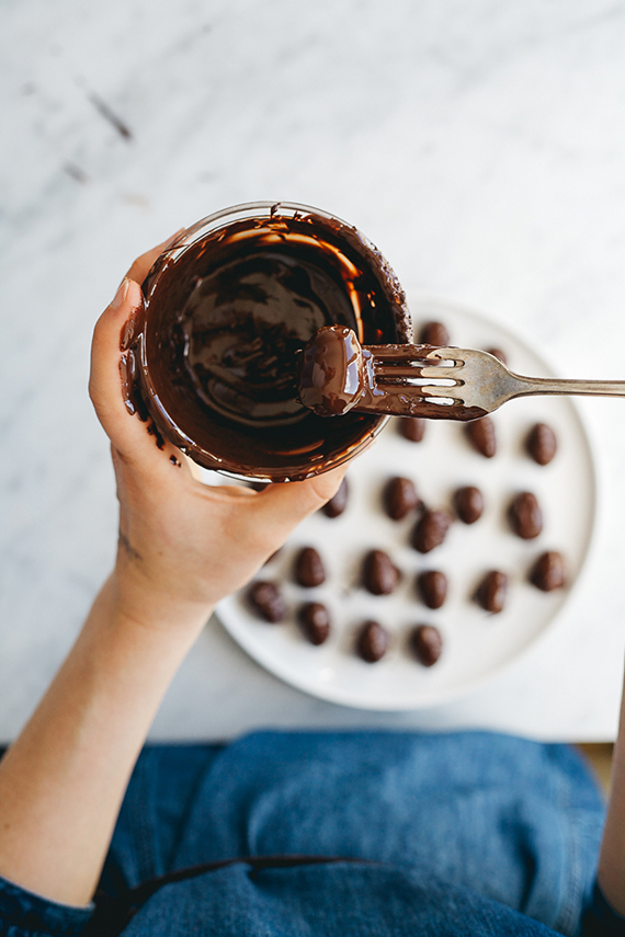Chocolate Covered Pecan & Date Bliss Balls recipe by Renée Kemps