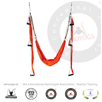 COLUMPIO YOGA, HAMAC YOGA, YOGA HAMMOCK, YOGA AERIEN, HAMAC YOGA, TRAPECIO YOGA, YOGA TRAPEZE, GRAVITY, SWING, YOGASWING, fly, flying, airyoga, aerialyoga  