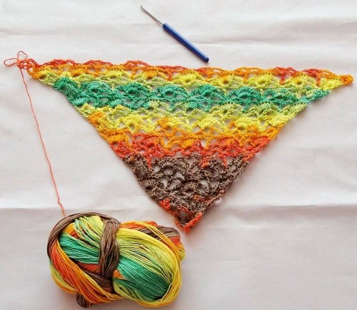 Colorful Crochet Shawl - Free Pattern 