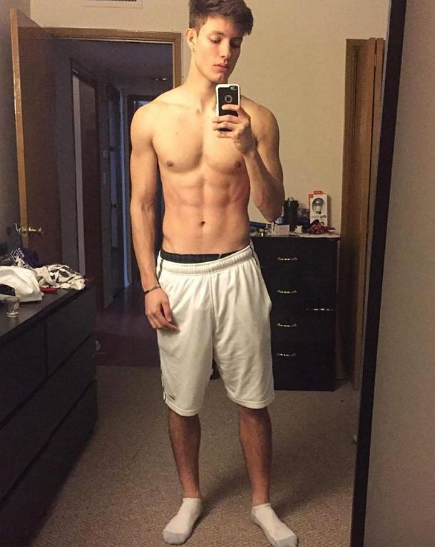 Favorite Hunks & Other Things: Saturday, June 24, 2017