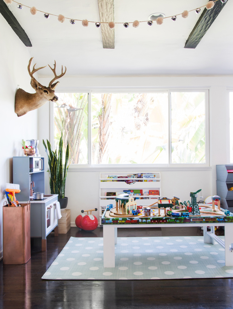 House Homemade Combo Office and Playroom Inspiration