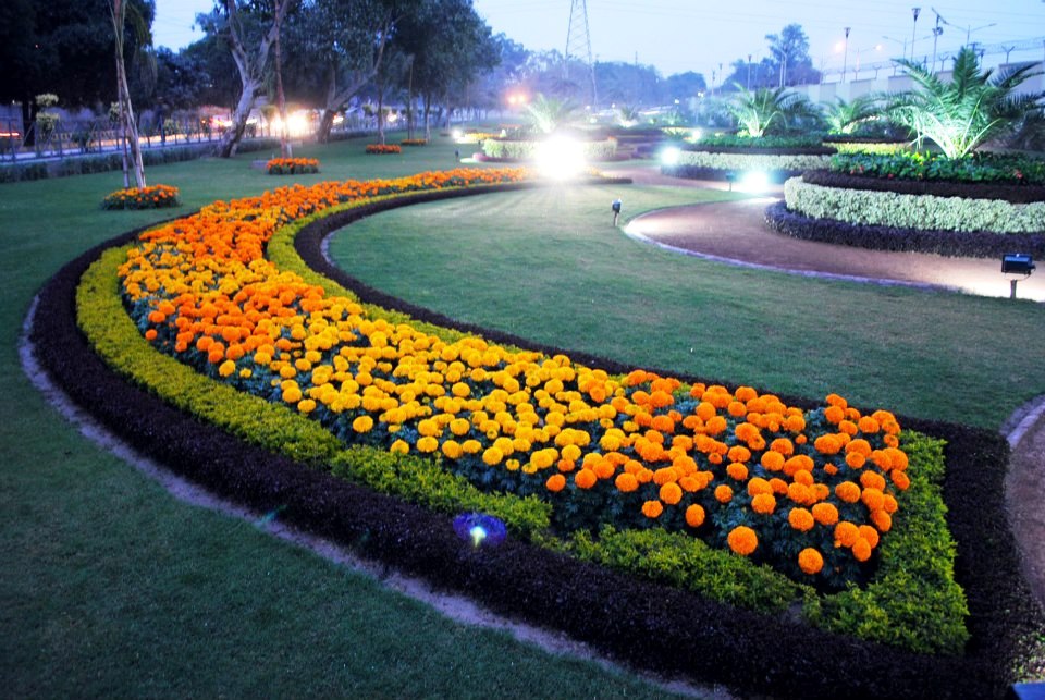 Travel Trip Journey Lahore A City of Flowers