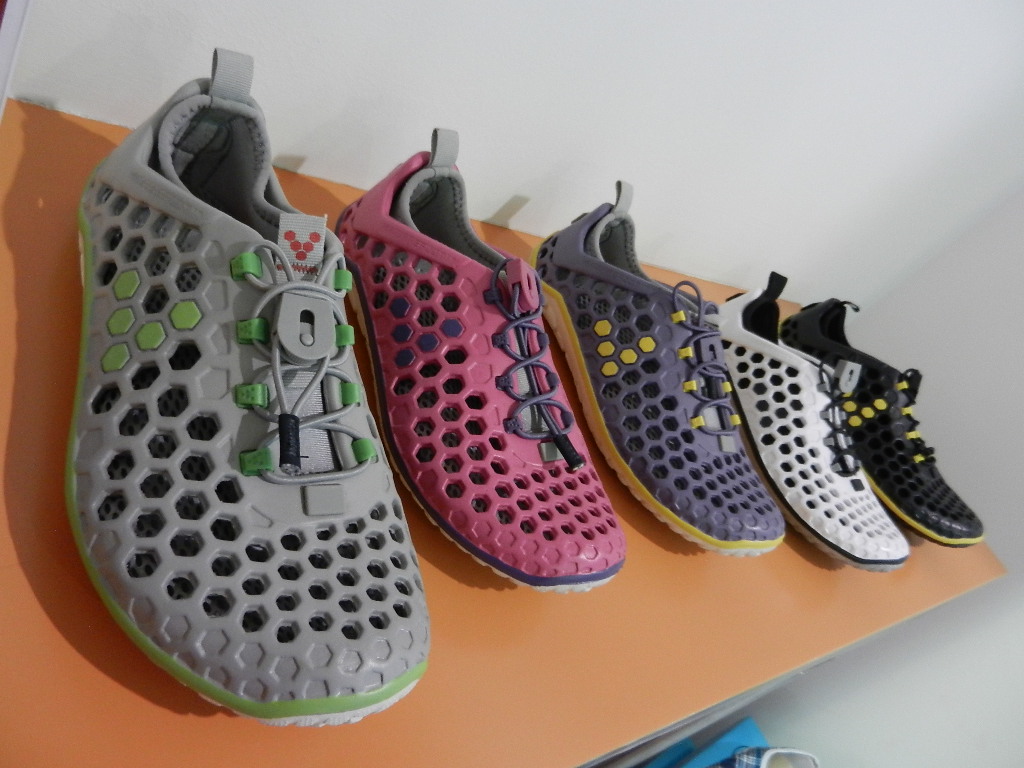 the lightest sneakers