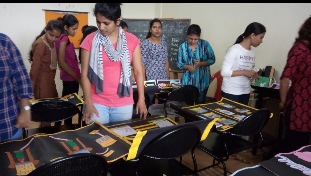 Knowledge Terminals SCIENCE CHART EXHIBITION Chart Exhibition Science