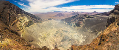Crater Volcan Lascar Atacama