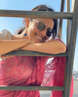 Anchor Anasuya Bharadwaj Pink Blue Saree HD Photos Anchor Anasuya Bharadwaj Pink Blue Saree HD Photos