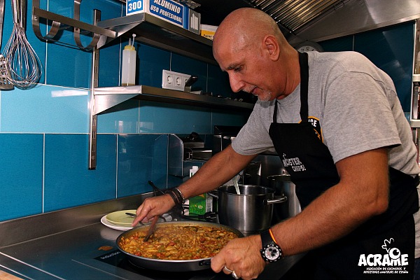 Fideuá con pata de ternera