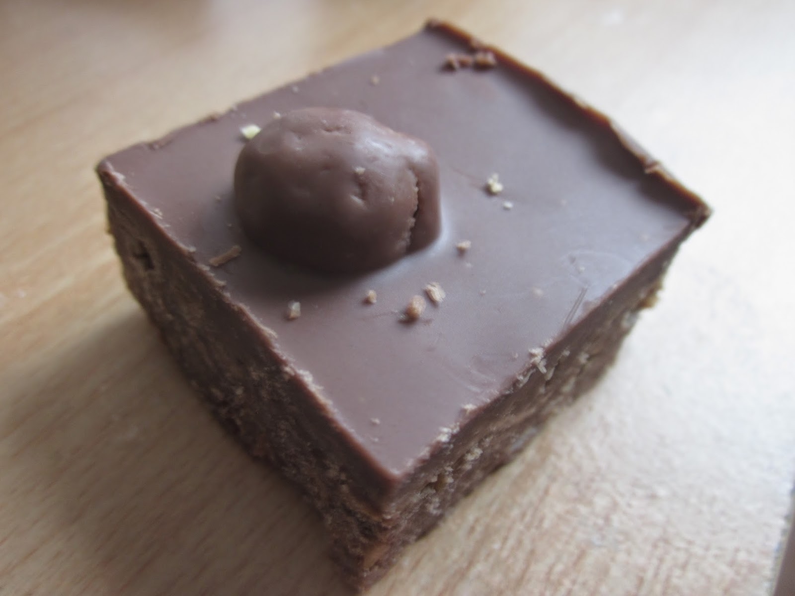 Better Belly Burst! Malteser and Mars Bar Slice
