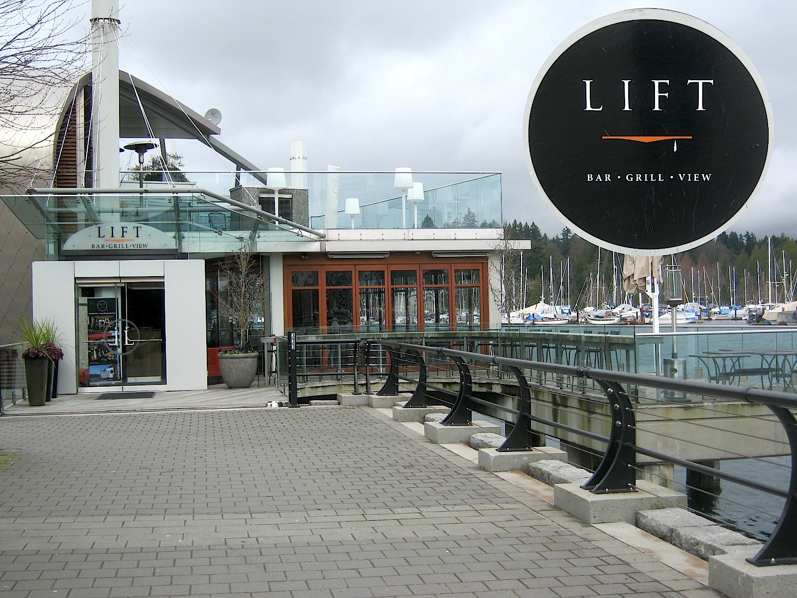 somerville kitchen Lift for Food or View?