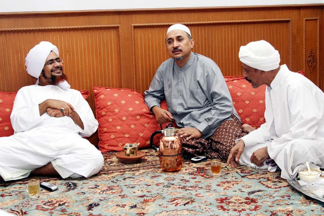 Umat Islam Tidak Perlu Lagi Alergi : Hadits dan Manfaat Kemenyan Umat Islam Tidak Perlu Lagi Alergi : Hadits dan Manfaat Kemenyan