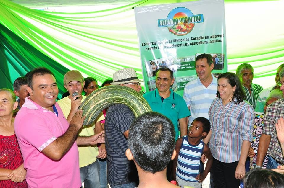 Blog do Varão Gestão Prefeita de Pastos Bons investiu na Feira do Produtor Rural para