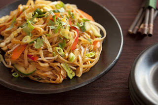 Healthy chicken stir fry with rice noodles
